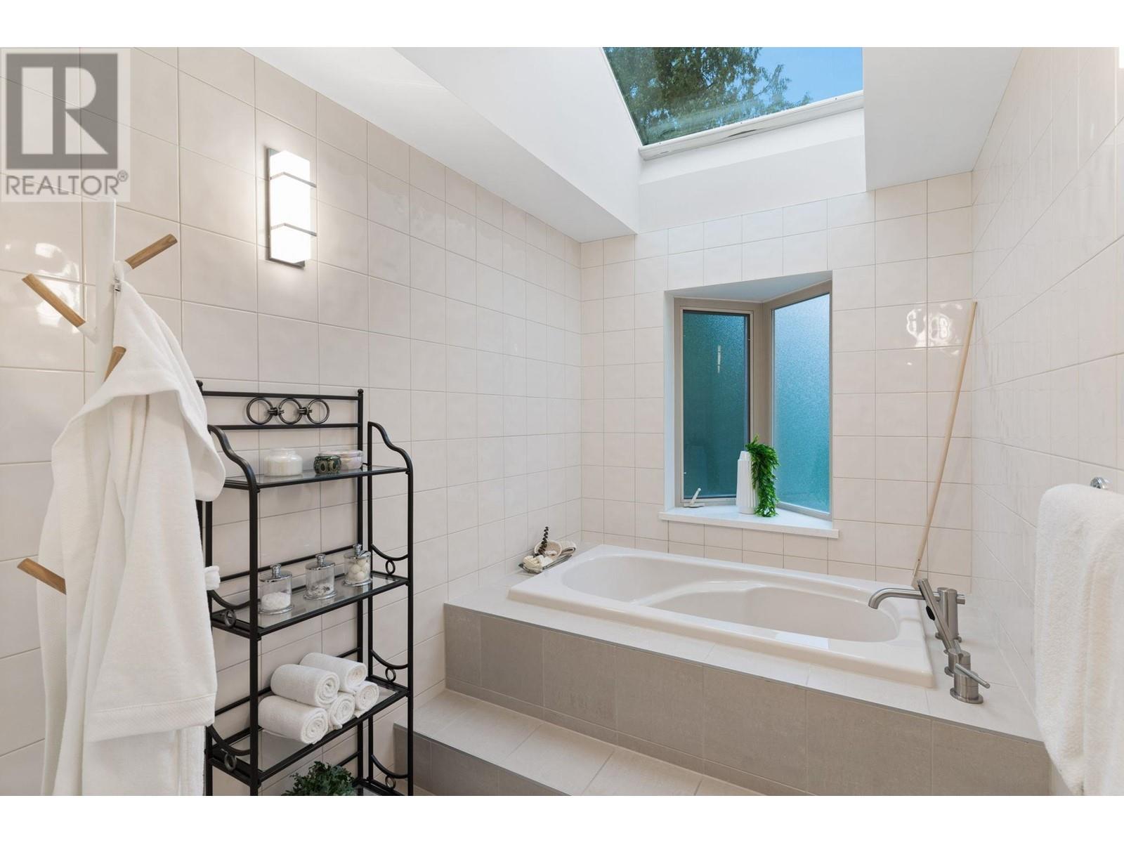 14 3750 Edgemont Boulevard, North Vancouver, British Columbia  V7R 2P8 - Photo 22 - R2812329