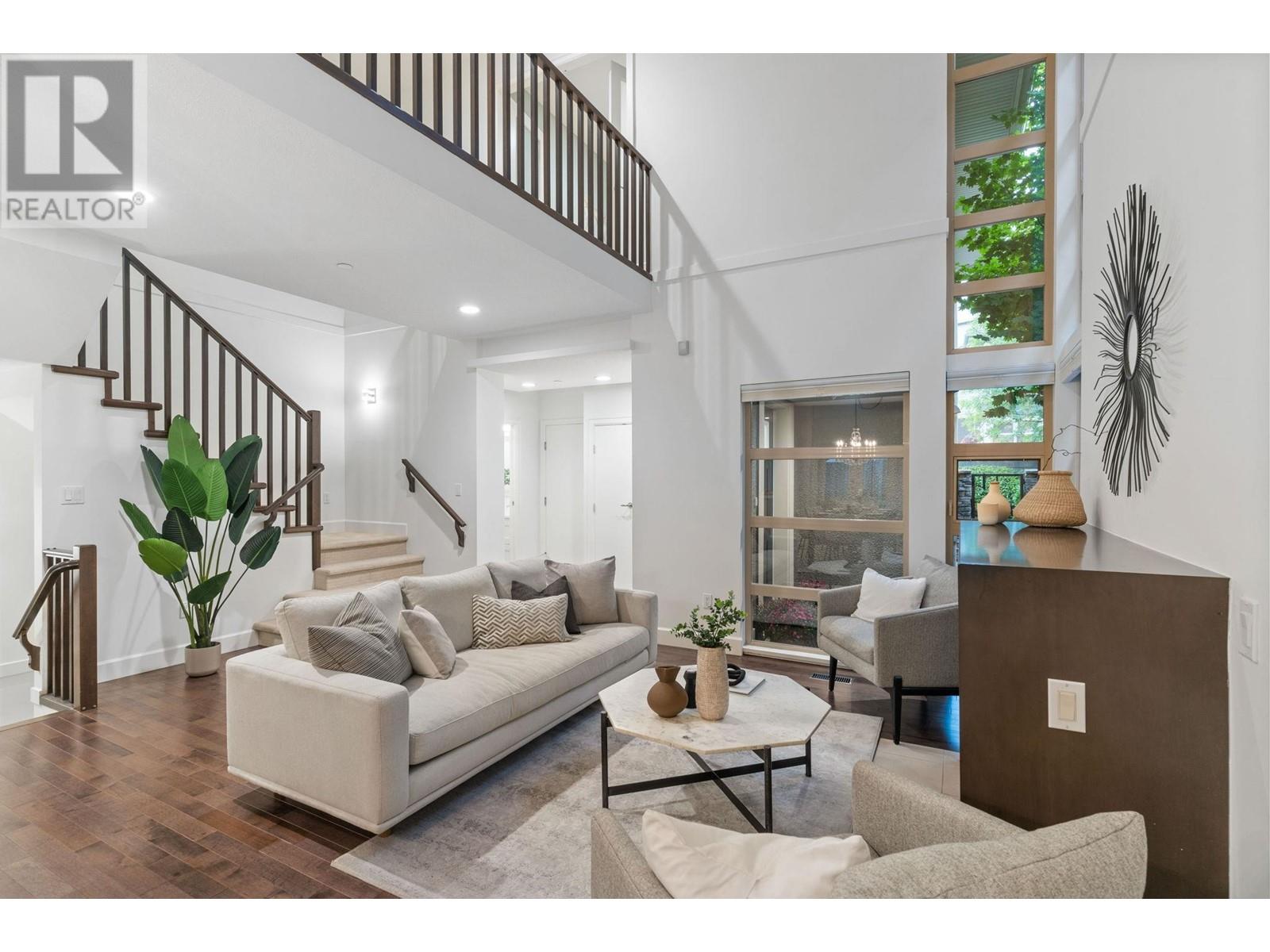 14 3750 Edgemont Boulevard, North Vancouver, British Columbia  V7R 2P8 - Photo 3 - R2812329