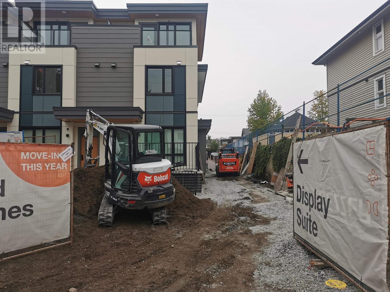 9 3996 DUMFRIES STREET, vancouver, British Columbia