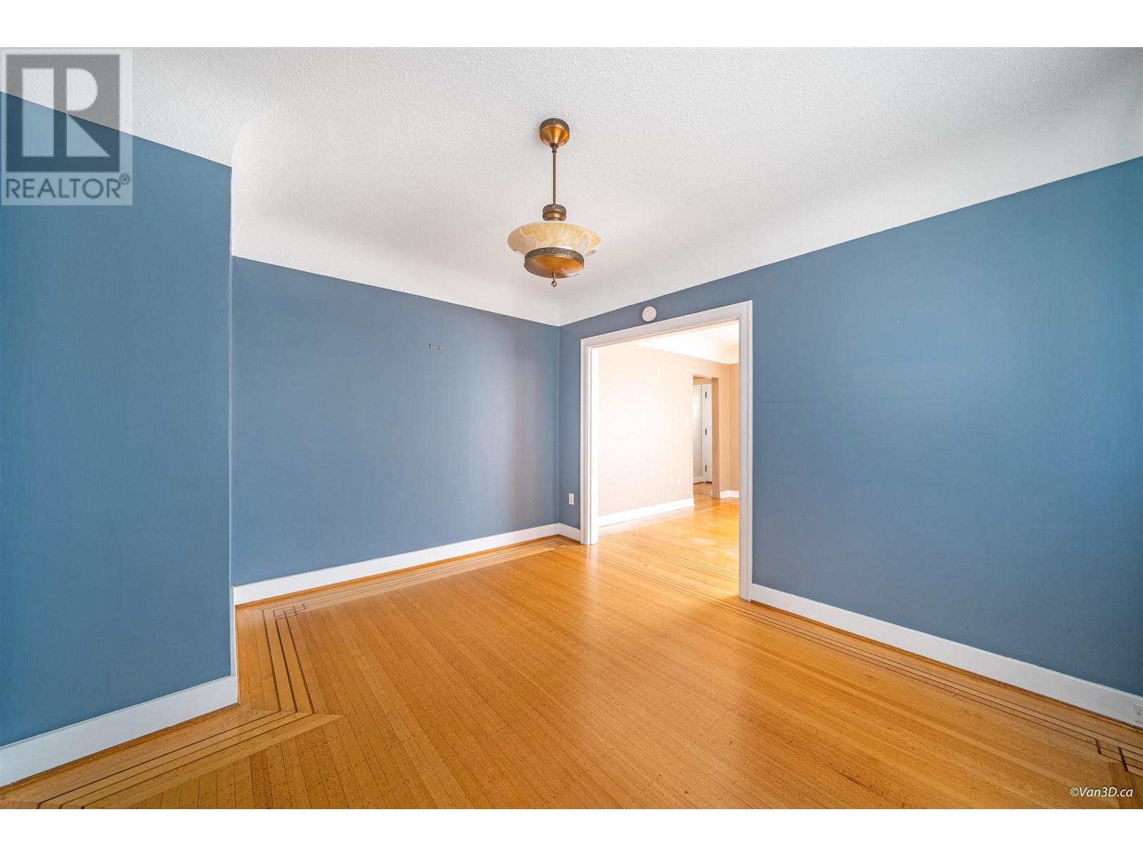 1823 Eighth Avenue, New Westminster, British Columbia  V3M 2S9 - Photo 7 - R2812321