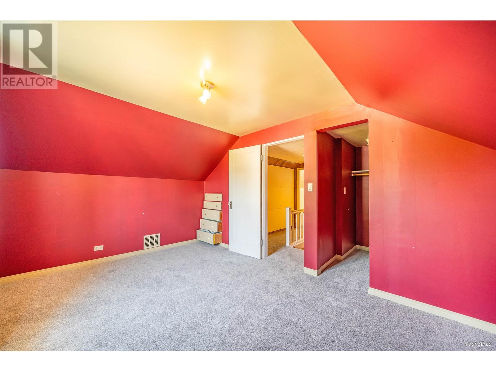 1823 Eighth Avenue, New Westminster, British Columbia  V3M 2S9 - Photo 9 - R2812321