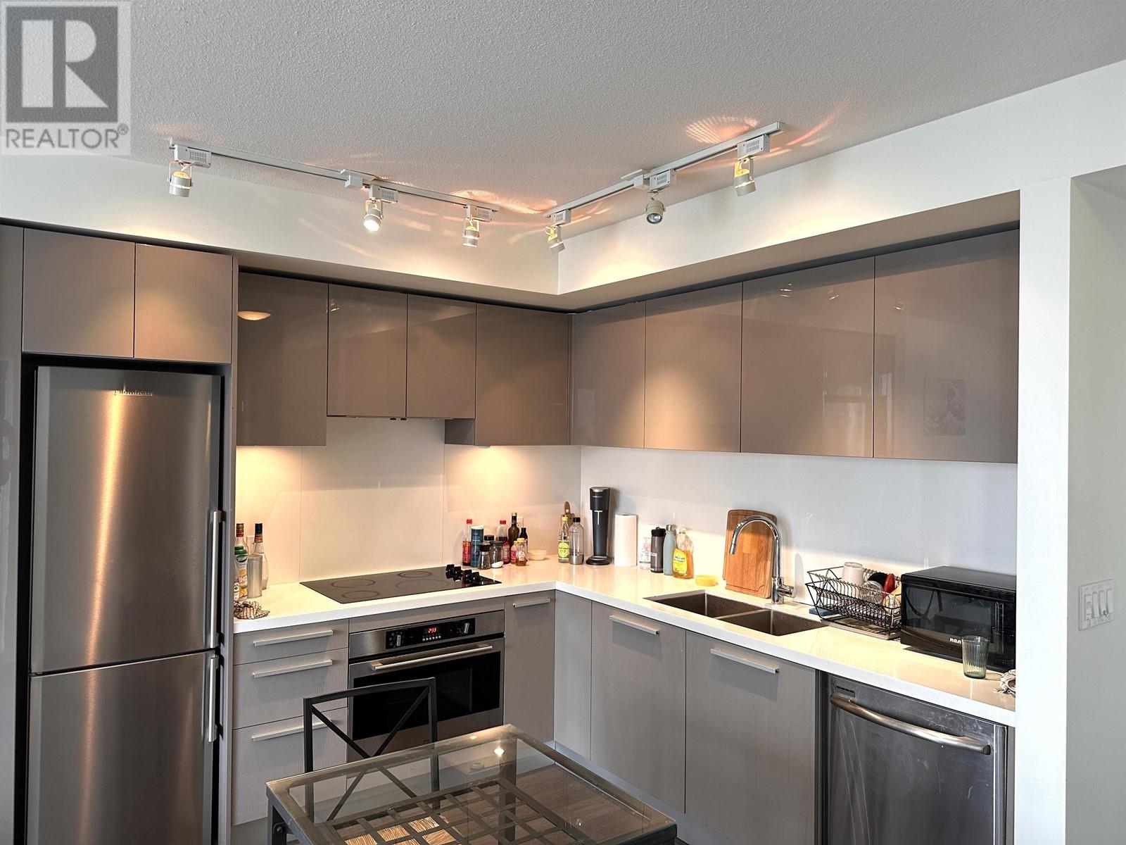 2903 6333 Silver Avenue, Burnaby, British Columbia  V5H 0C3 - Photo 2 - R2811611