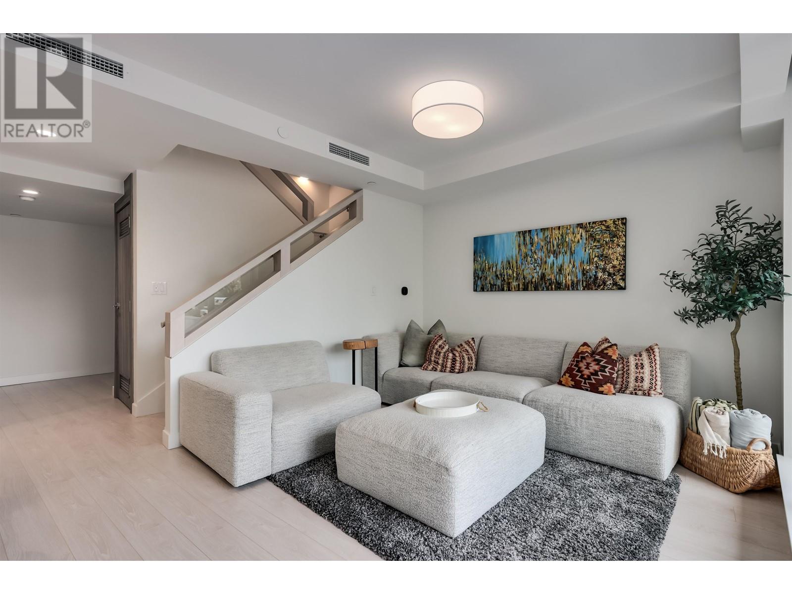 1785 Columbia Street, Vancouver, British Columbia  V5Y 0N3 - Photo 5 - R2812359