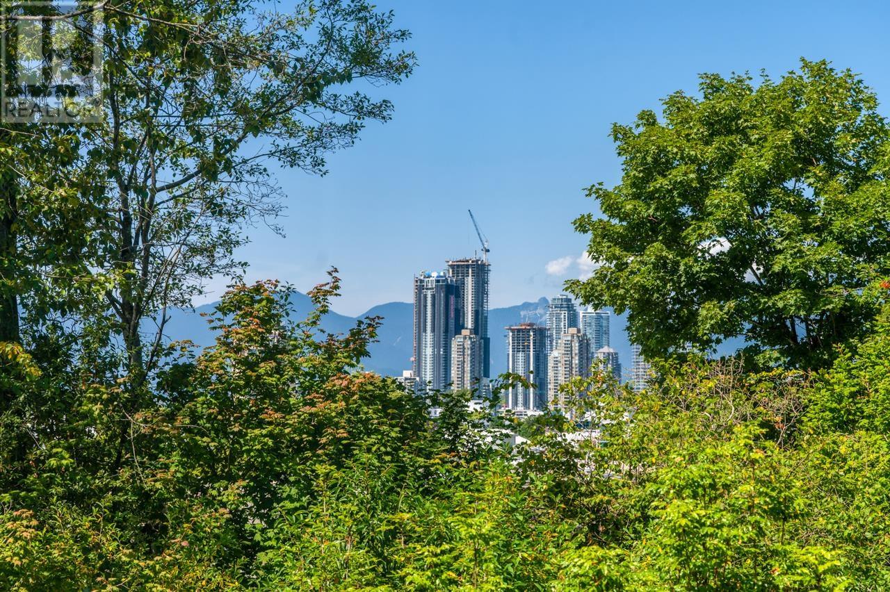 4716 Willowdale Place, Burnaby, British Columbia  V5G 4B4 - Photo 30 - R2812395