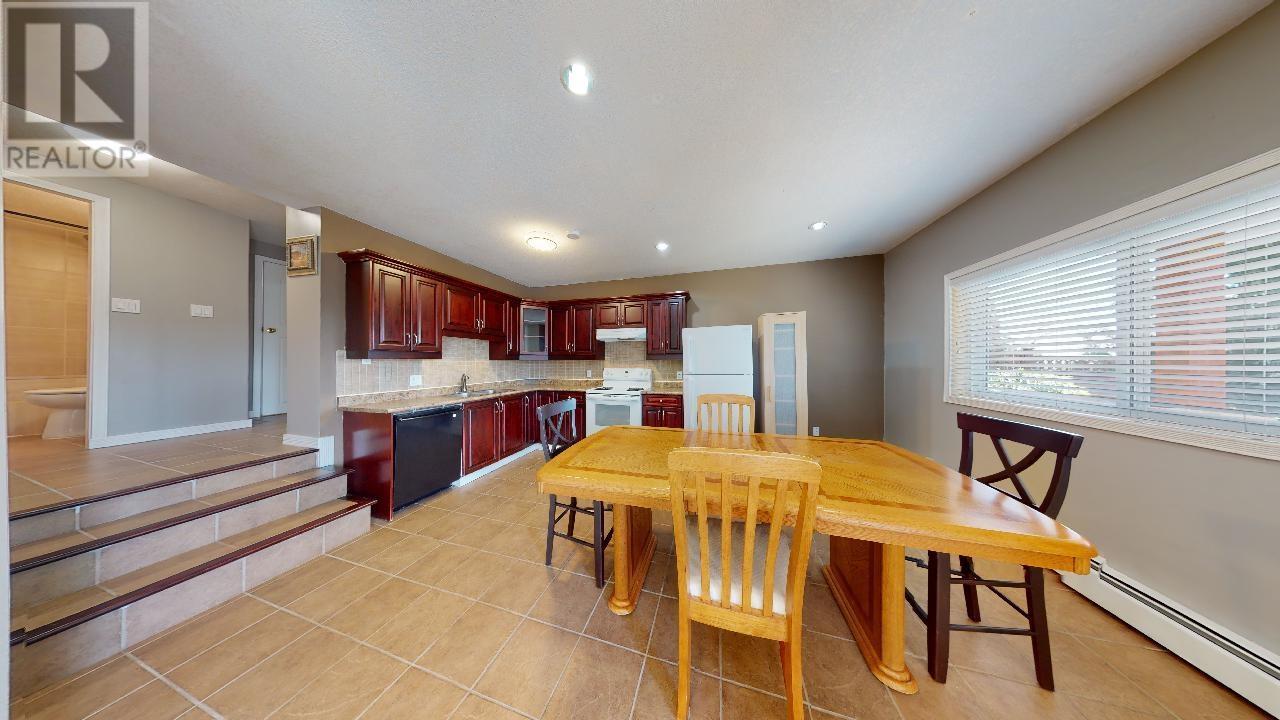 2562 Steeple Court, Coquitlam, British Columbia  V3E 1K5 - Photo 35 - R2812435