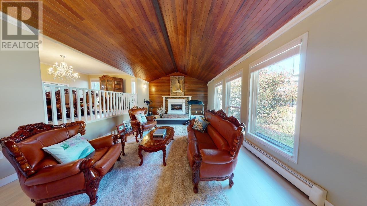 2562 Steeple Court, Coquitlam, British Columbia  V3E 1K5 - Photo 5 - R2812435