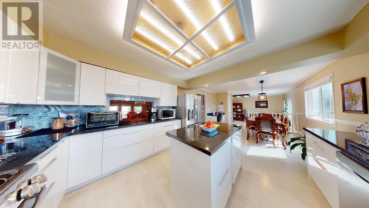 2562 Steeple Court, Coquitlam, British Columbia  V3E 1K5 - Photo 8 - R2812435