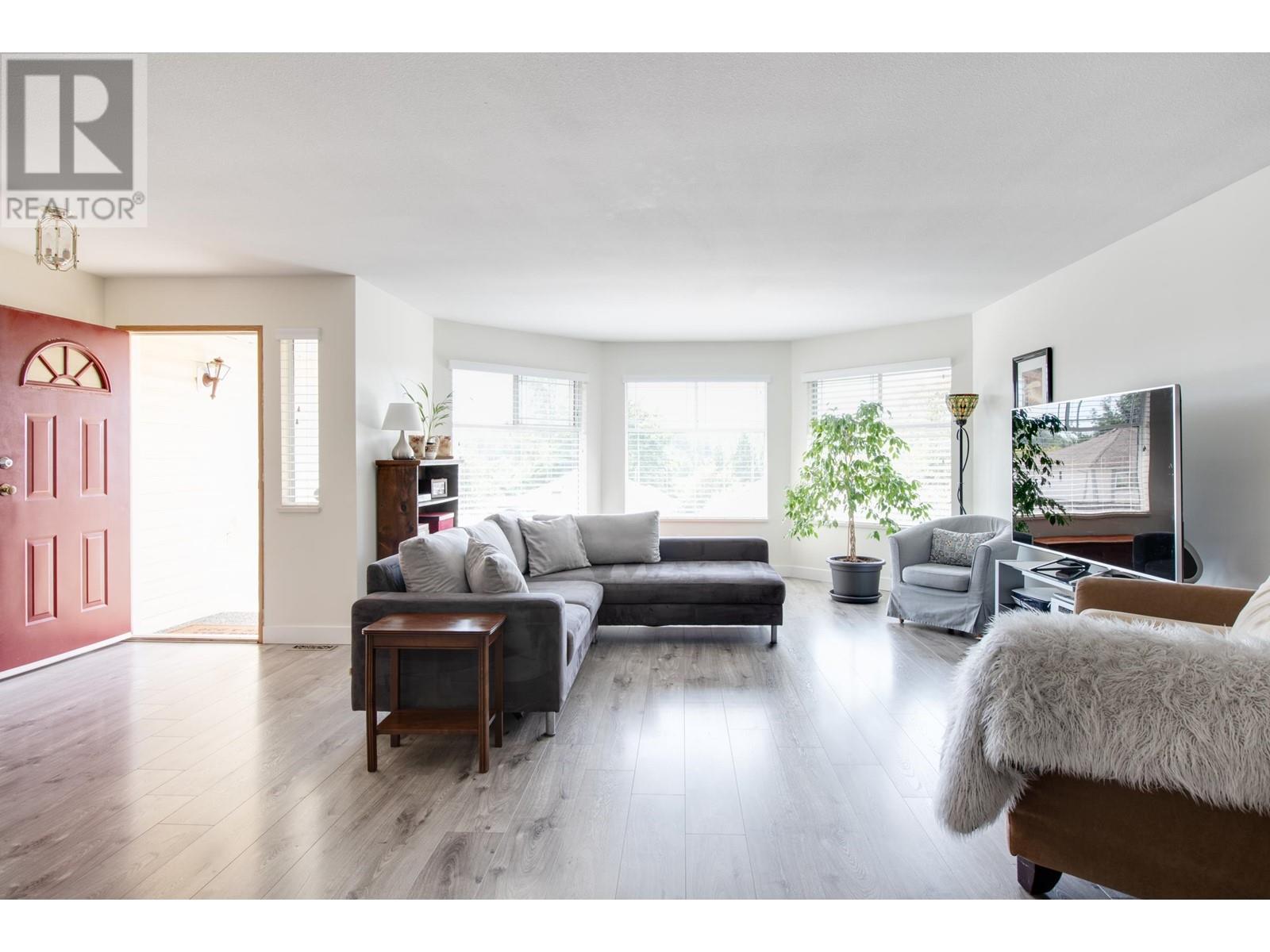 23484 Tamarack Lane, Maple Ridge, British Columbia  V3W 1A9 - Photo 13 - R2812351