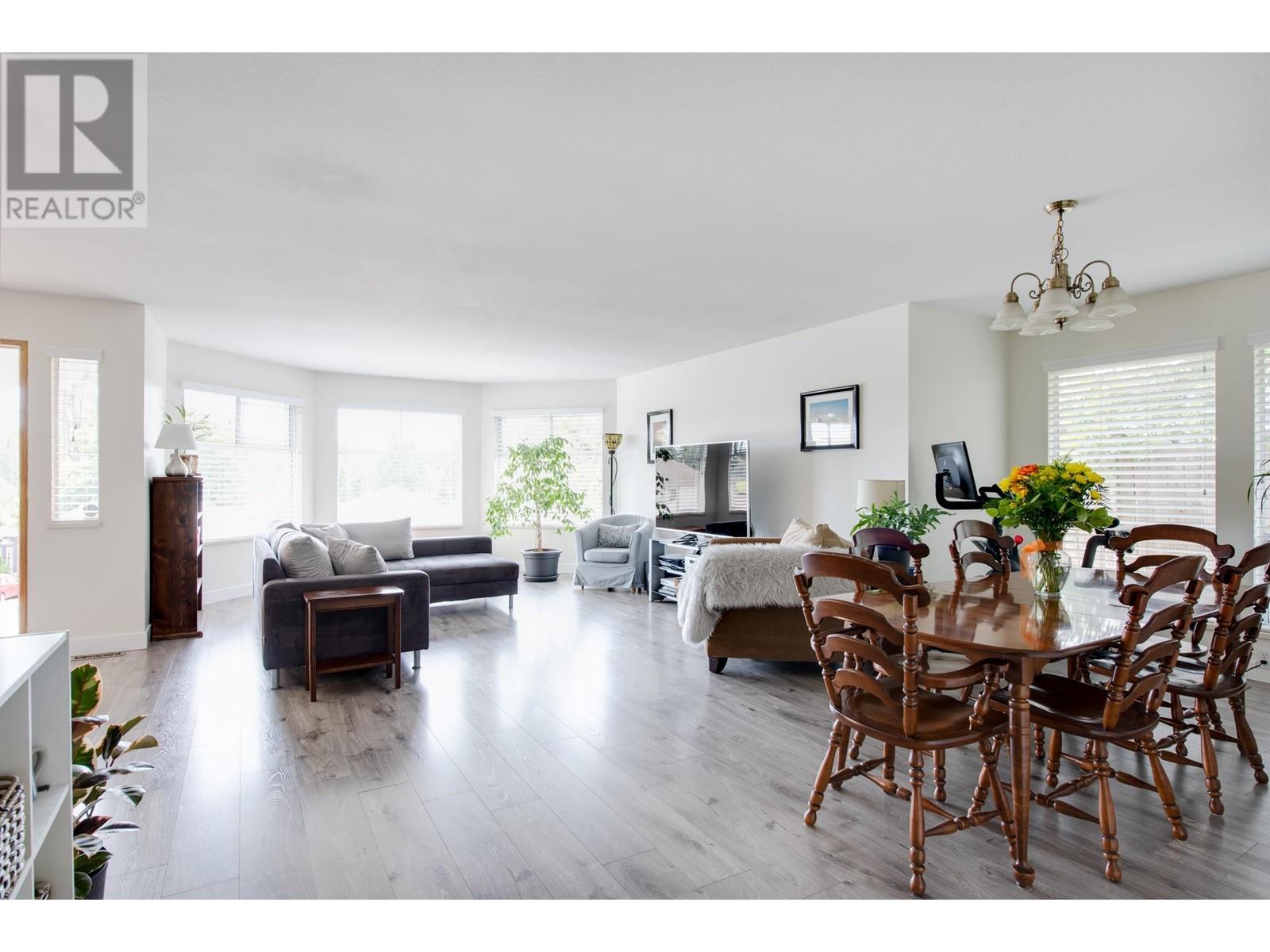 23484 Tamarack Lane, Maple Ridge, British Columbia  V3W 1A9 - Photo 12 - R2812351