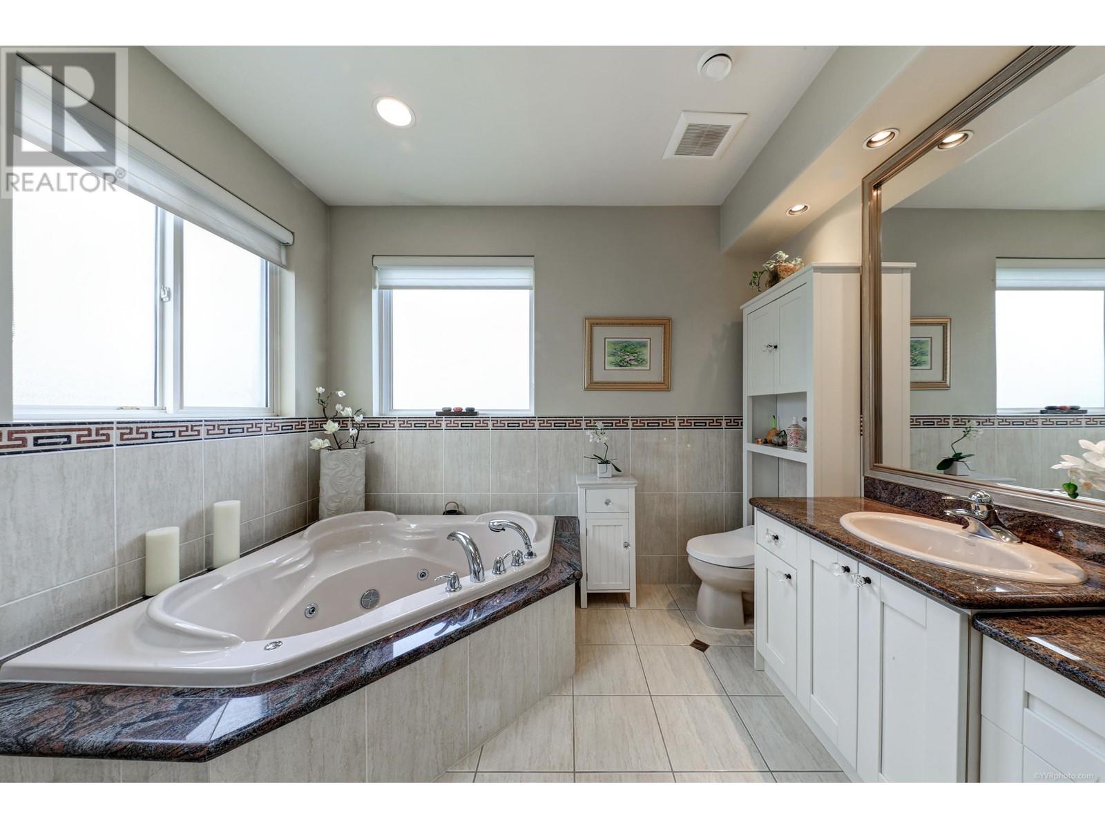 7371 Manning Court, Richmond, British Columbia  V7A 4J3 - Photo 28 - R2812381