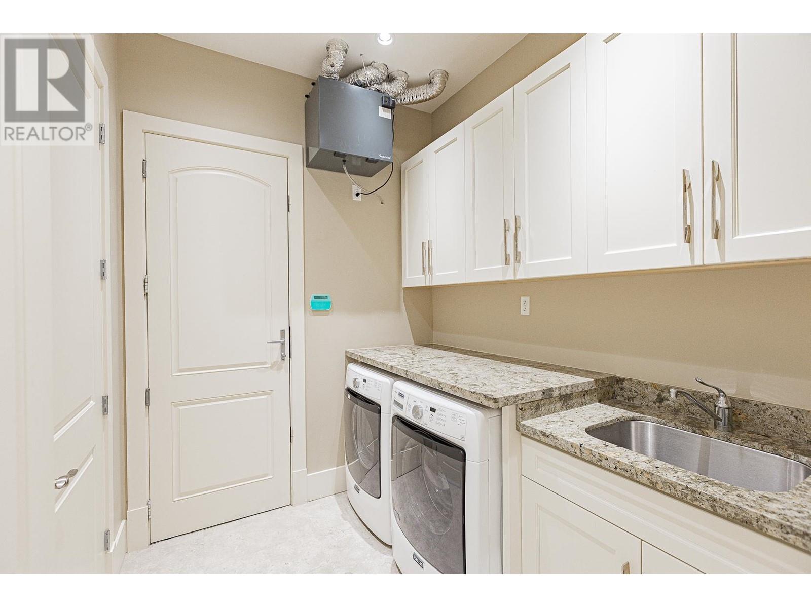 7879 Tweedsmuir Avenue, Richmond, British Columbia  V7A 1L3 - Photo 18 - R2811290