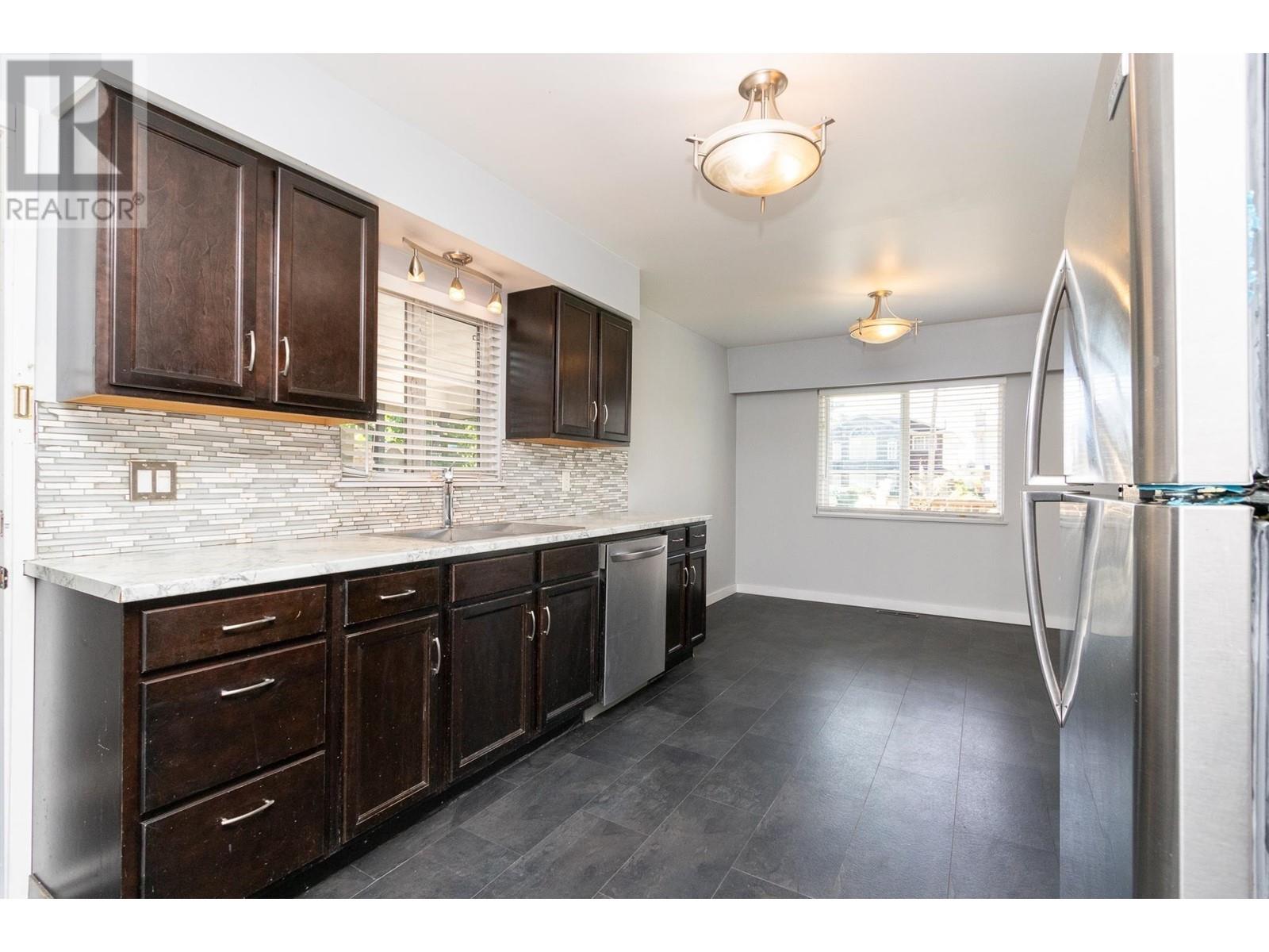 1745 Prairie Avenue, Port Coquitlam, British Columbia  V3B 1V2 - Photo 13 - R2812548