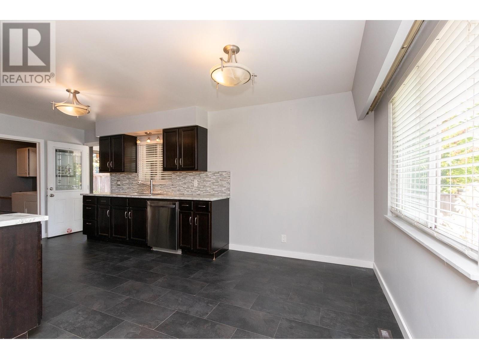 1745 Prairie Avenue, Port Coquitlam, British Columbia  V3B 1V2 - Photo 14 - R2812548