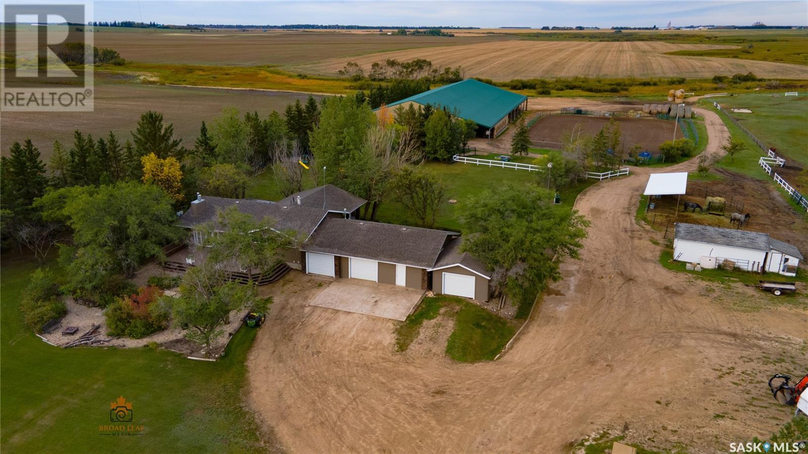 Melfort Equestrian Acreage, Star City Rm No. 428, Saskatchewan  S0E 1A0 - Photo 1 - SK944503