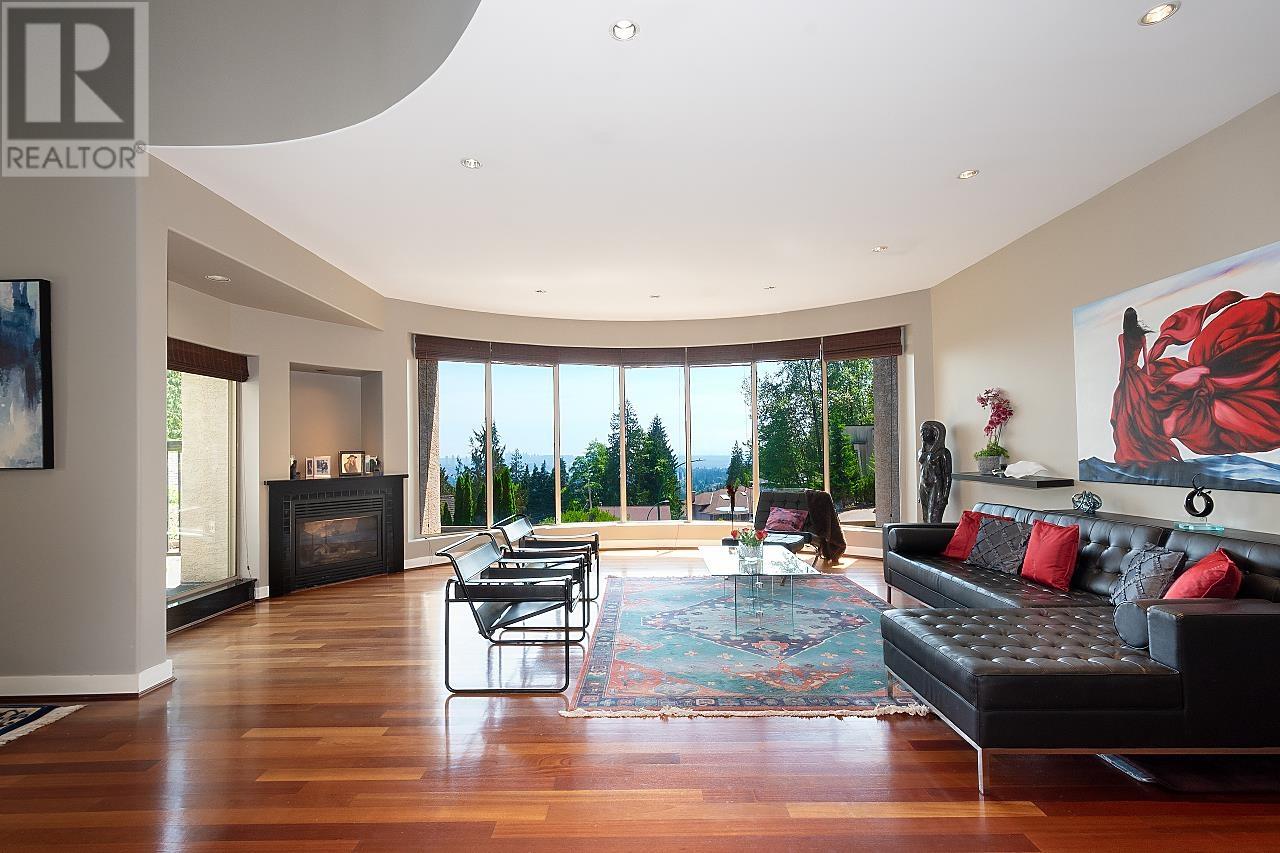 1258 Coleman Close, North Vancouver, British Columbia  V7K 3C2 - Photo 8 - R2812357