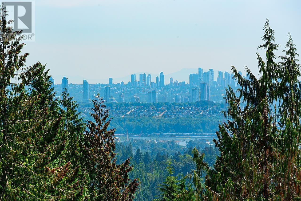 1258 COLEMAN CLOSE, north vancouver, British Columbia