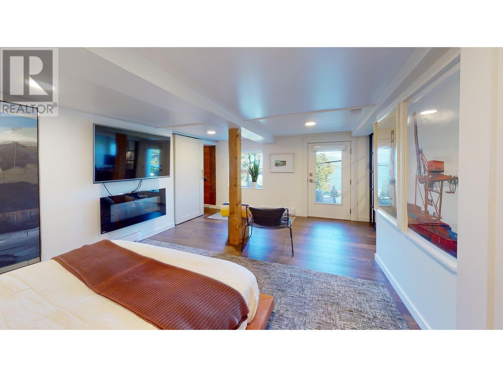 1231 Marine Drive, Gibsons, British Columbia  V0N 1V1 - Photo 12 - R2798435