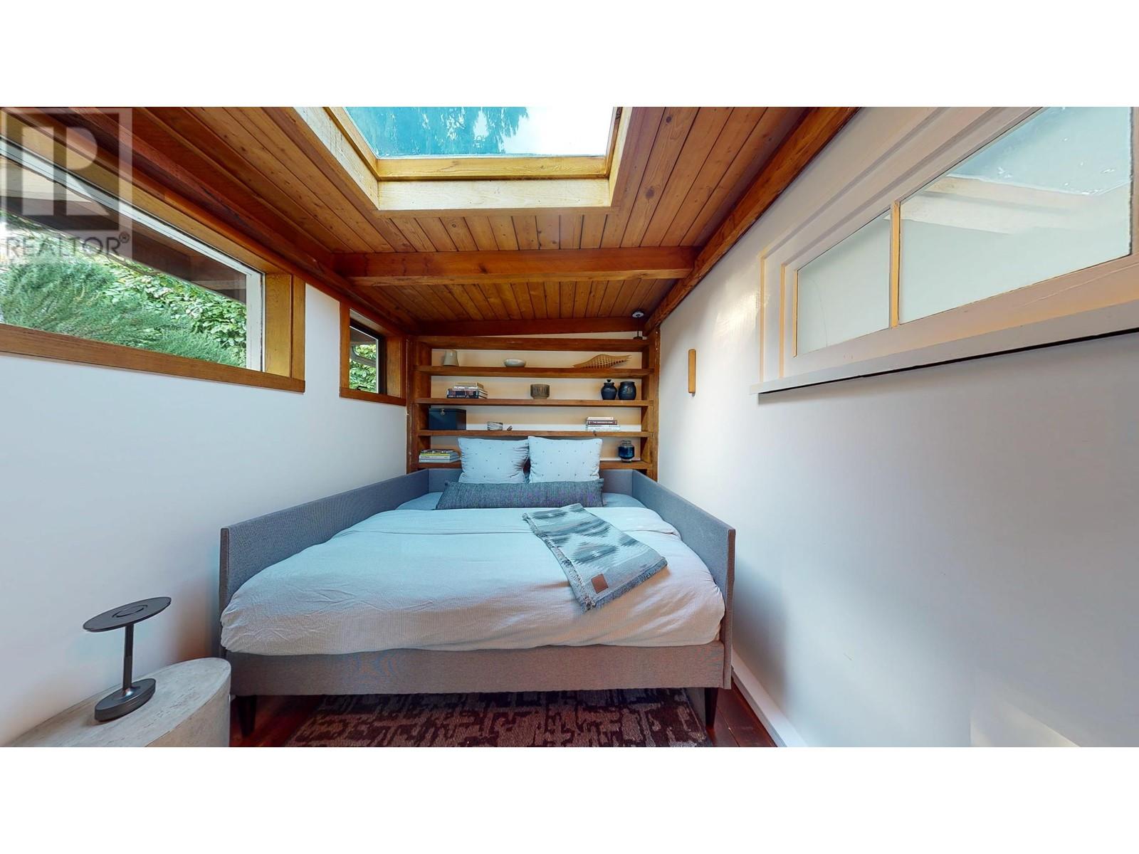 1231 Marine Drive, Gibsons, British Columbia  V0N 1V1 - Photo 30 - R2798435