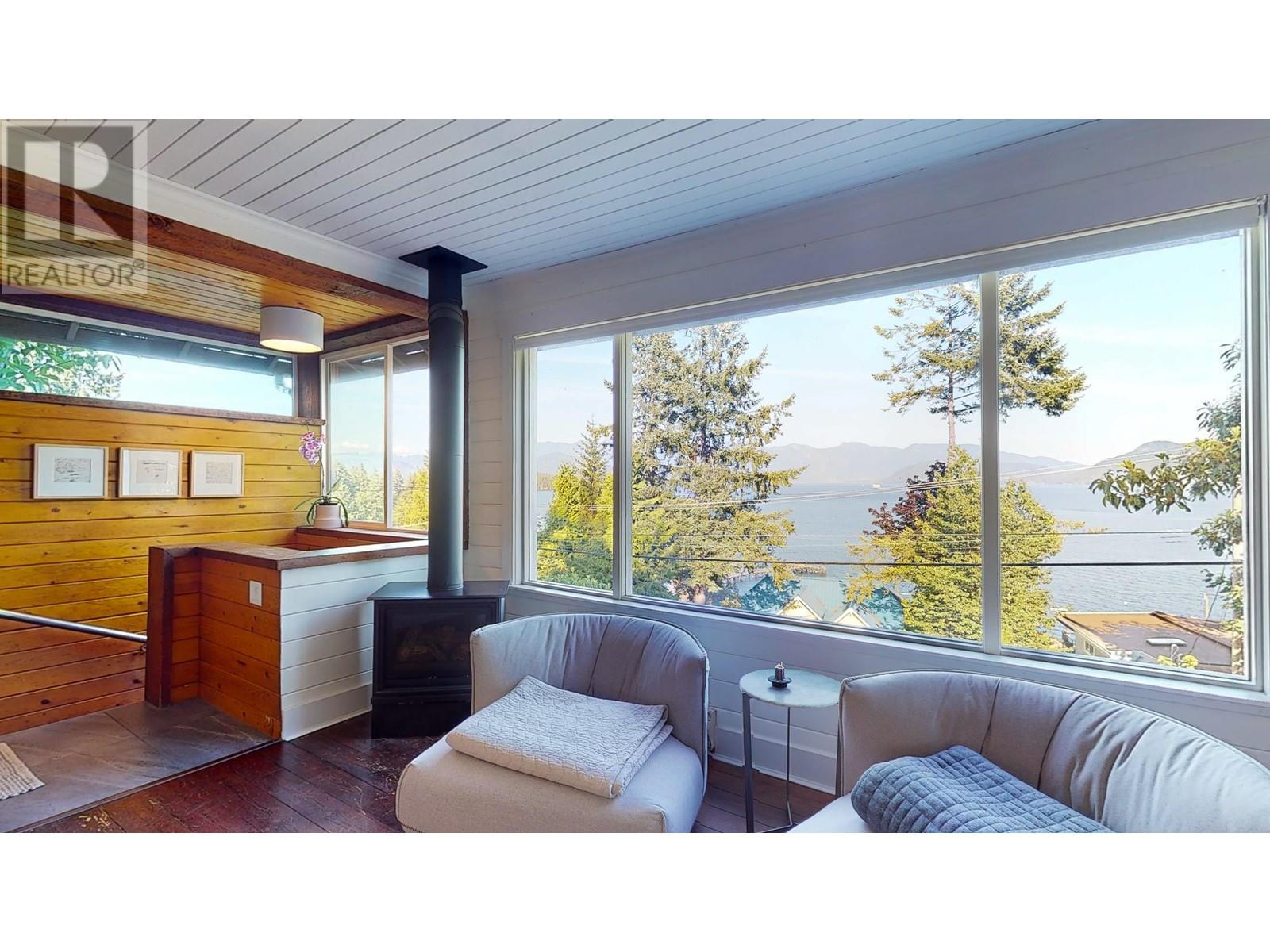 1231 Marine Drive, Gibsons, British Columbia  V0N 1V1 - Photo 4 - R2798435