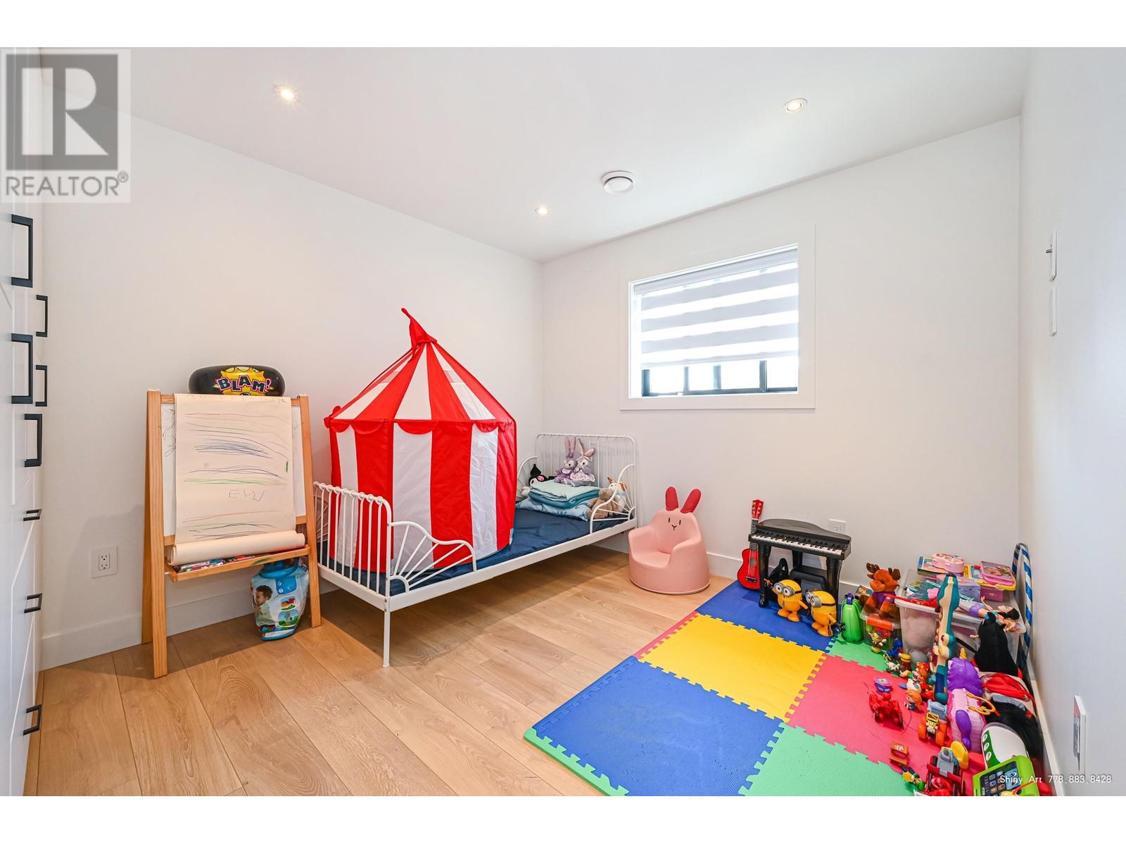 128 E 45th Avenue, Vancouver, British Columbia  V5W 1W9 - Photo 12 - R2812417