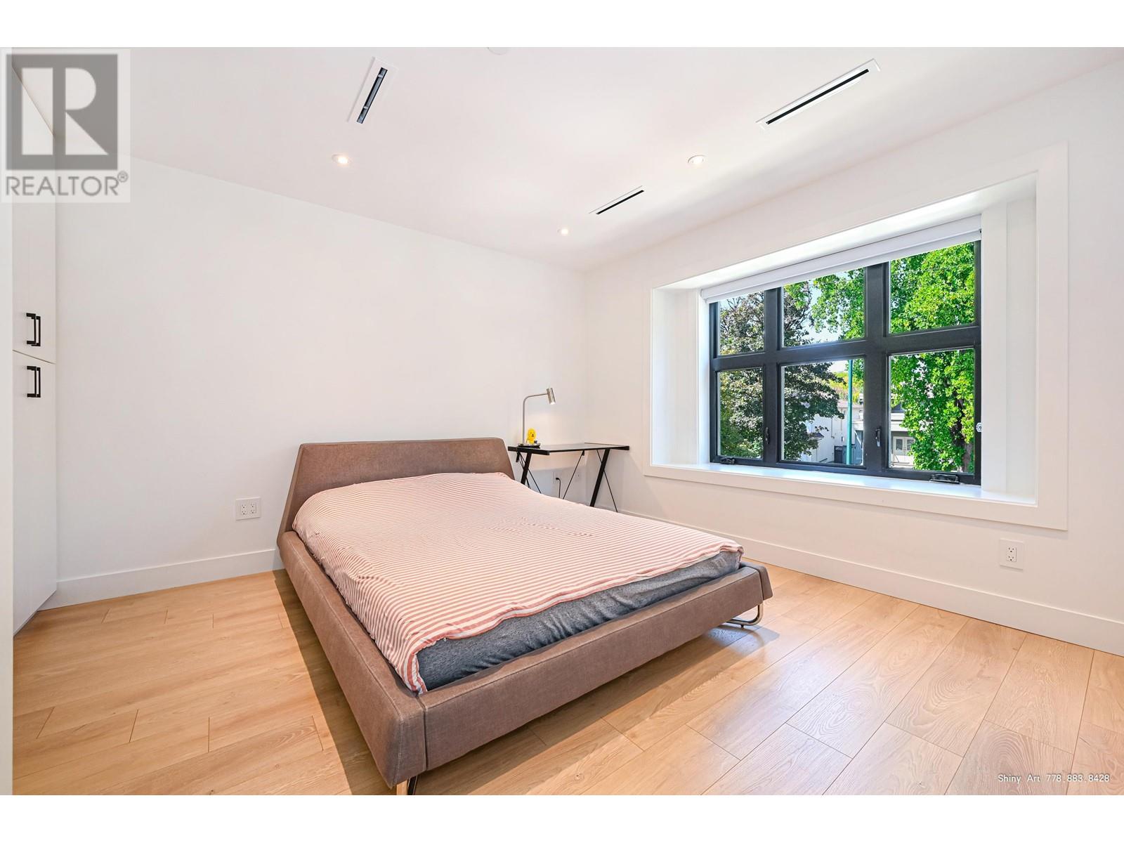 128 E 45th Avenue, Vancouver, British Columbia  V5W 1W9 - Photo 8 - R2812417