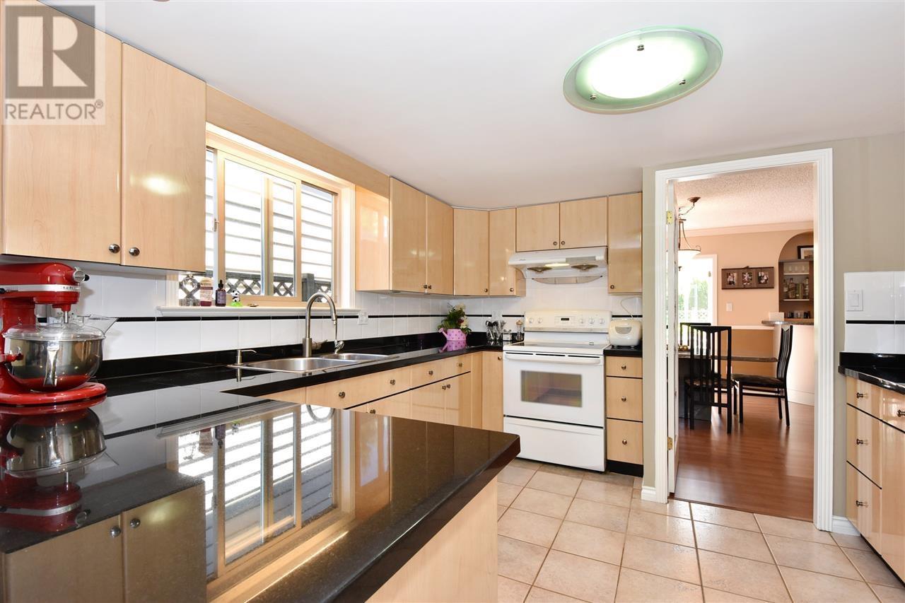 4286 Hermitage Drive, Richmond, British Columbia  V7E 4N4 - Photo 5 - R2811193