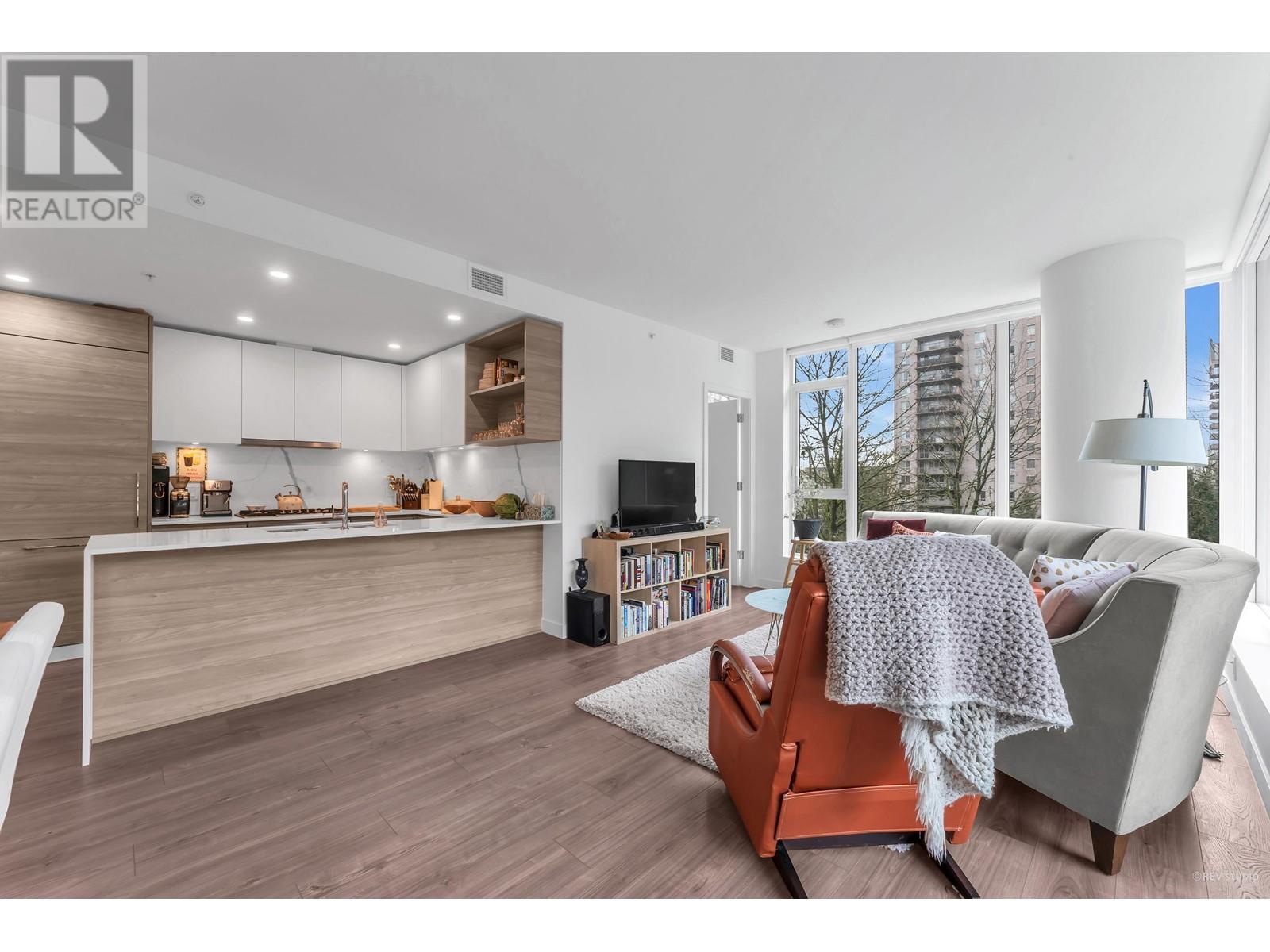 401 585 Austin Avenue, Coquitlam, British Columbia  V3K 0G6 - Photo 6 - R2811936