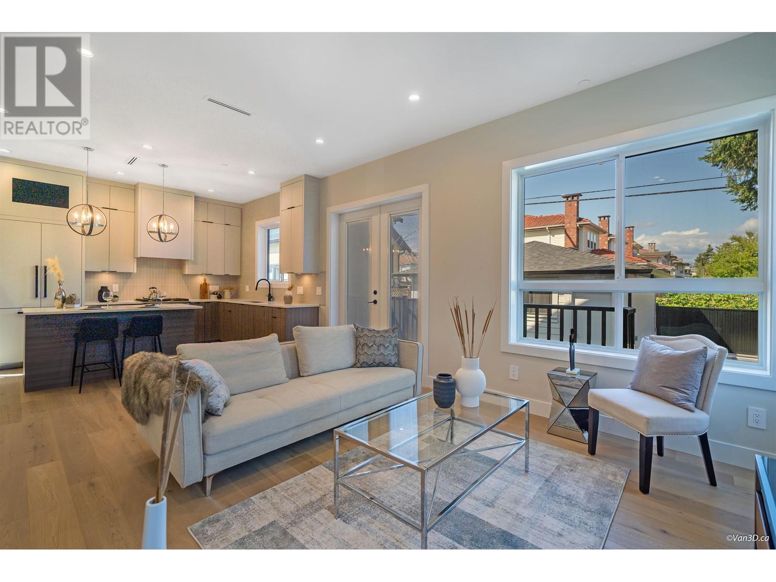 7285 Berkeley Street, Vancouver, British Columbia  V5S 2J7 - Photo 6 - R2812283