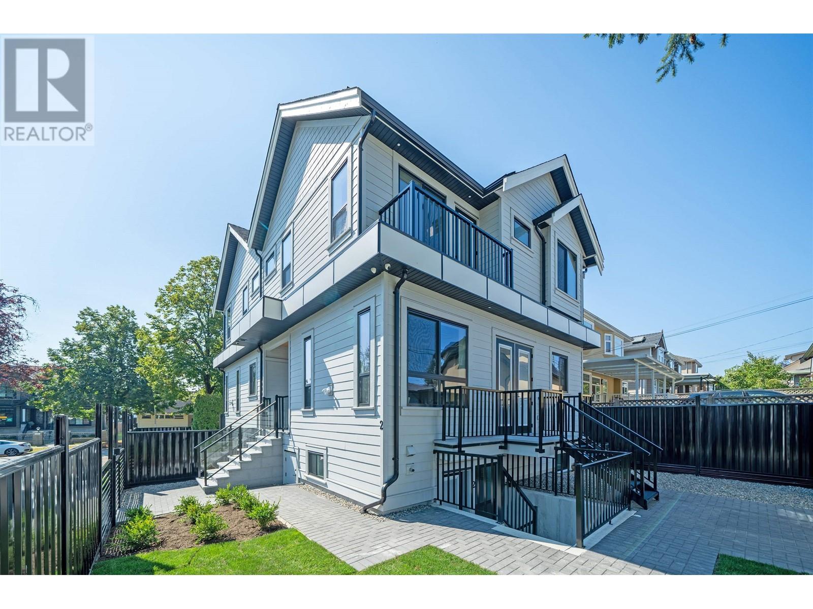 7285 Berkeley Street, Vancouver, British Columbia  V5S 2J7 - Photo 5 - R2812283