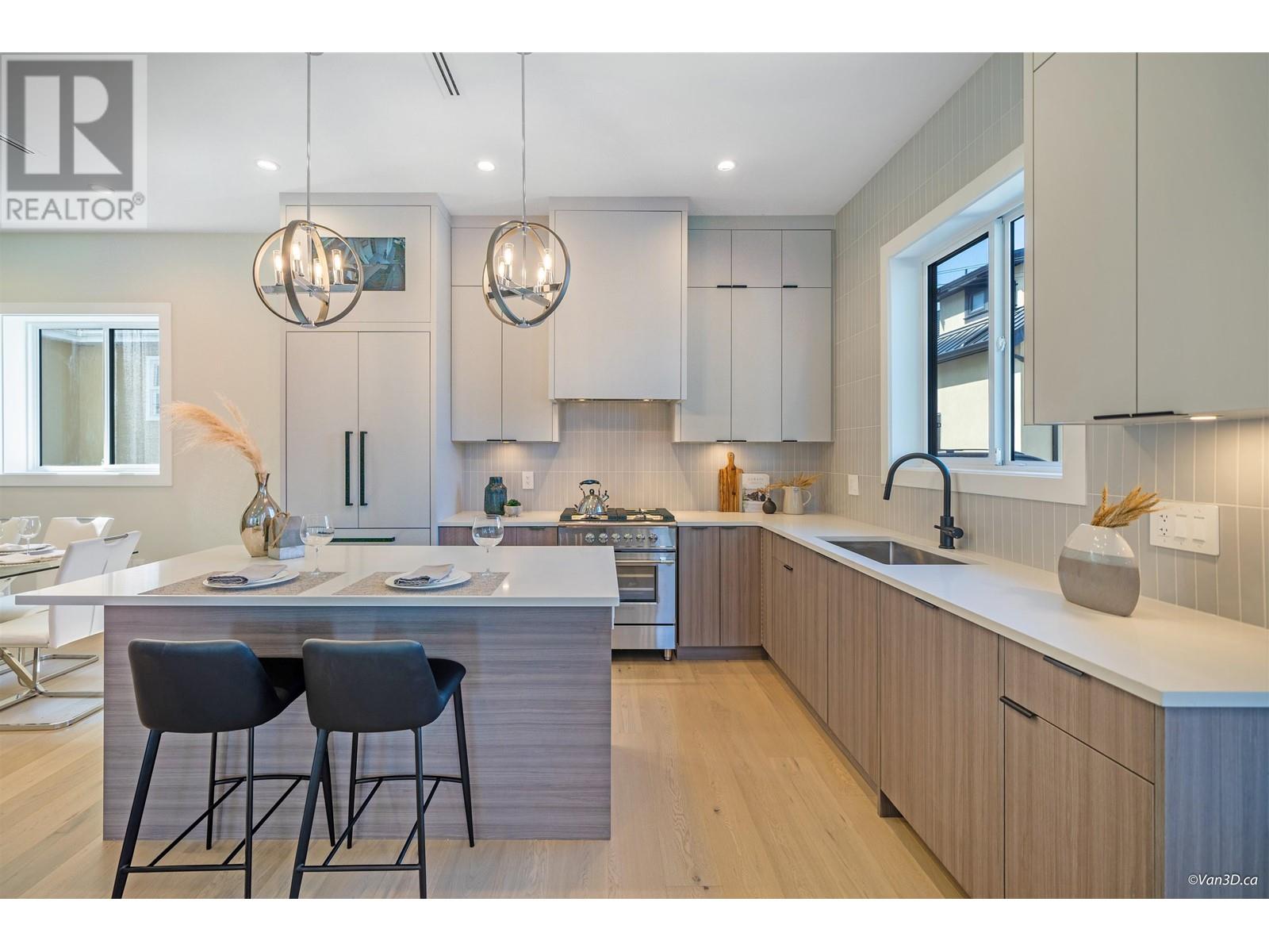 7285 Berkeley Street, Vancouver, British Columbia  V5S 2J7 - Photo 8 - R2812283