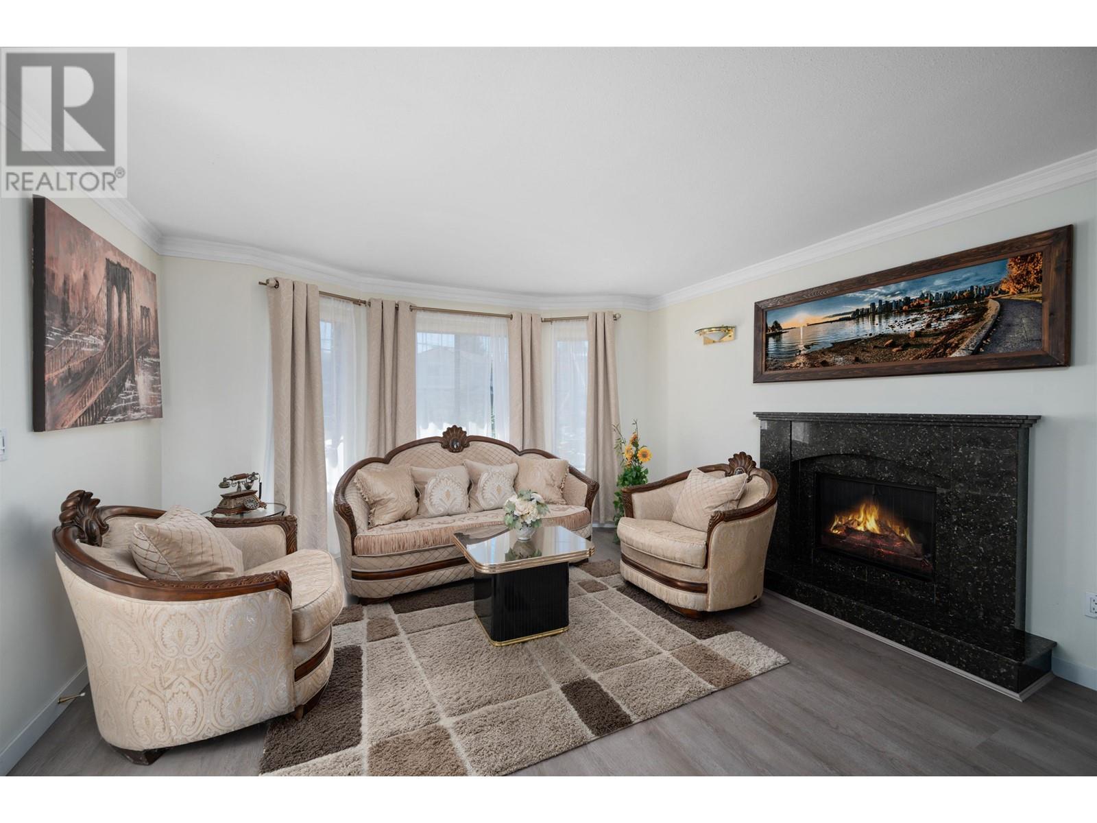 5785 Hardwick Street, Burnaby, British Columbia  V5G 1R3 - Photo 3 - R2812460