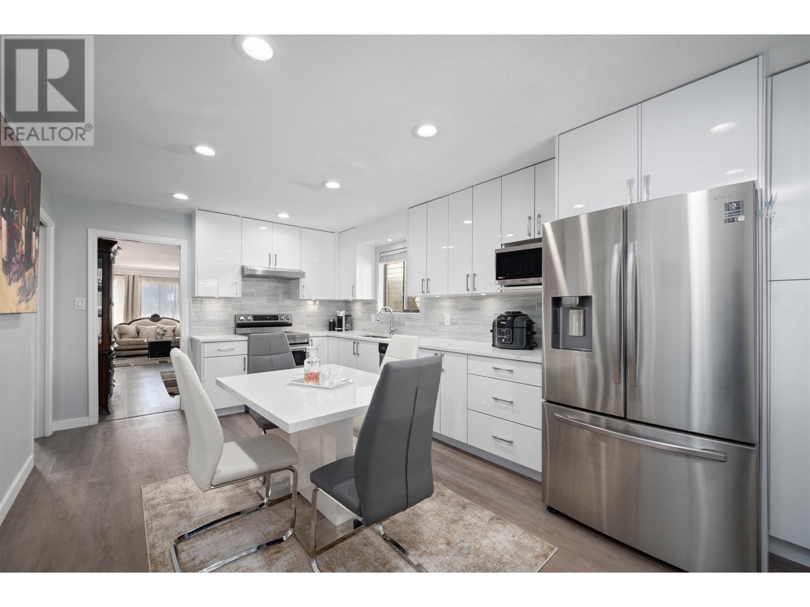 5785 Hardwick Street, Burnaby, British Columbia  V5G 1R3 - Photo 9 - R2812460