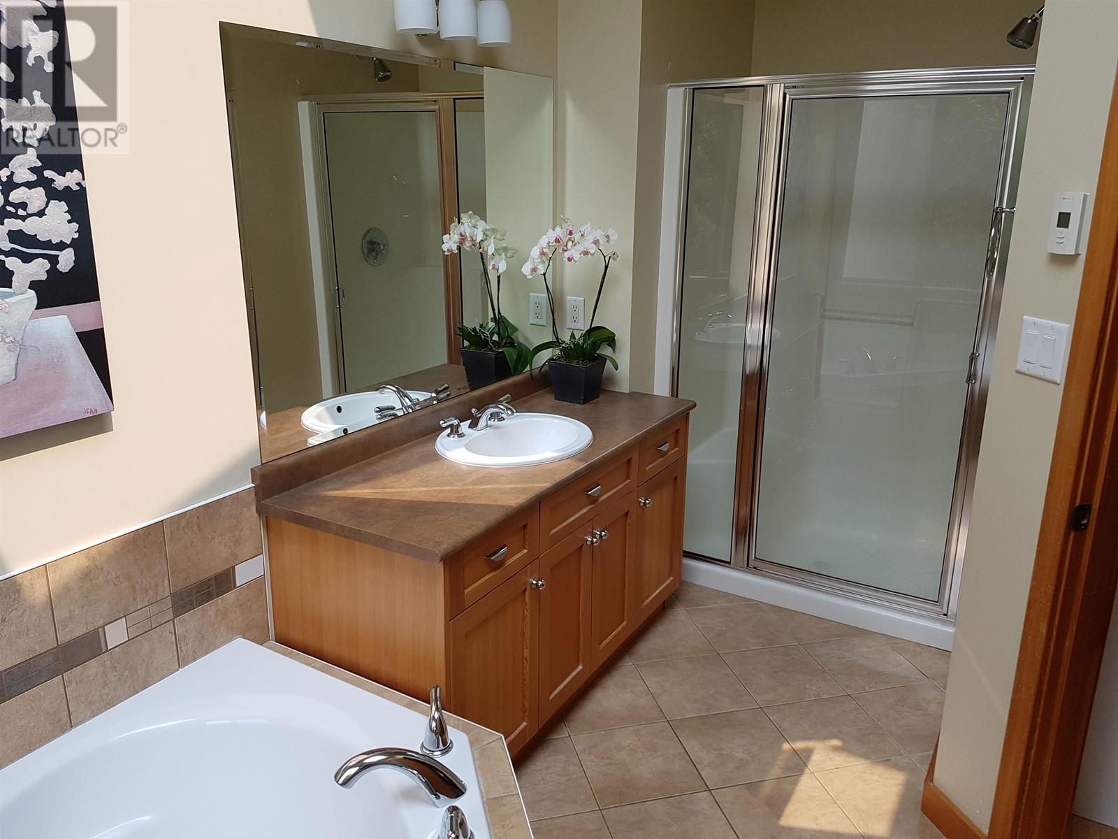 12 115 Upper Ganges Road, Salt Spring Island, British Columbia  V8K 2Y3 - Photo 28 - R2809839