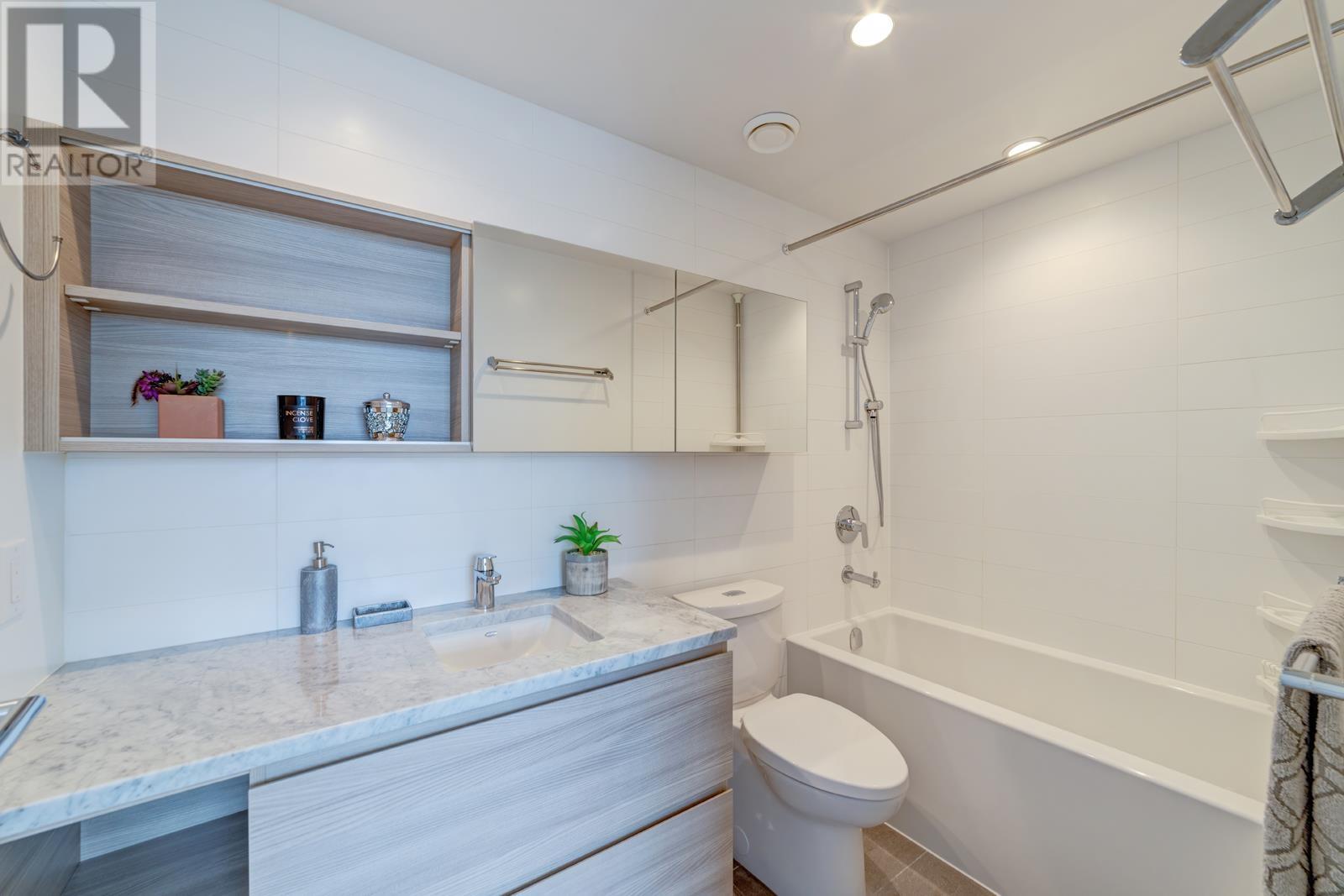 Th103 652 Whiting Way, Coquitlam, British Columbia  V3J 0K3 - Photo 15 - R2812768