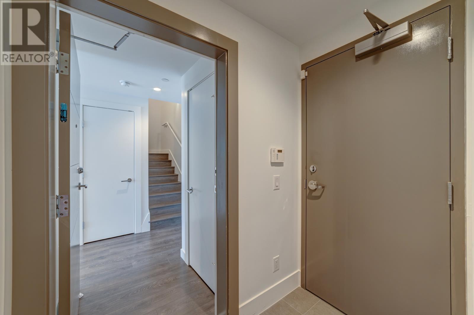 Th103 652 Whiting Way, Coquitlam, British Columbia  V3J 0K3 - Photo 25 - R2812768