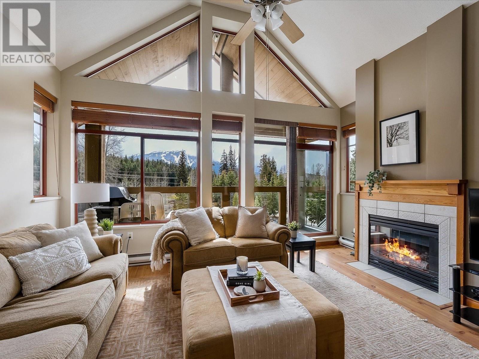 307 8080 NICKLAUS NORTH BOULEVARD, whistler, British Columbia