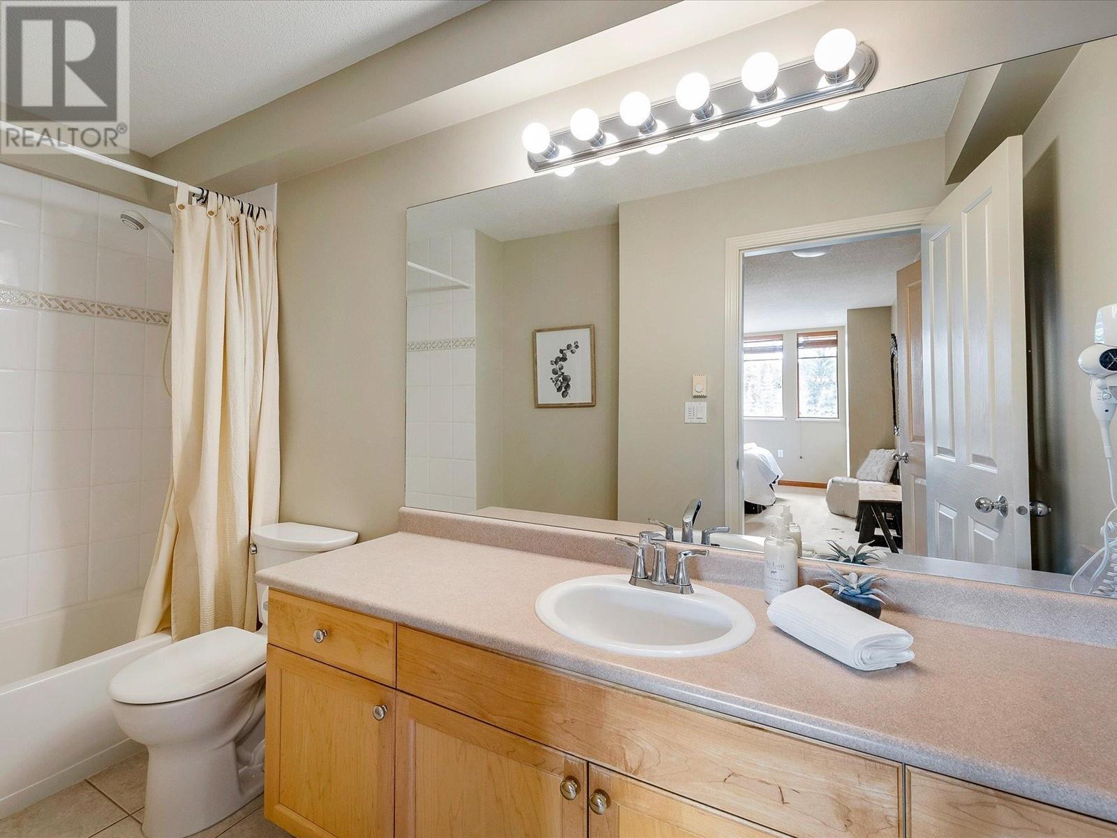 307 8080 Nicklaus North Boulevard, Whistler, British Columbia  V8E 1J7 - Photo 16 - R2812784