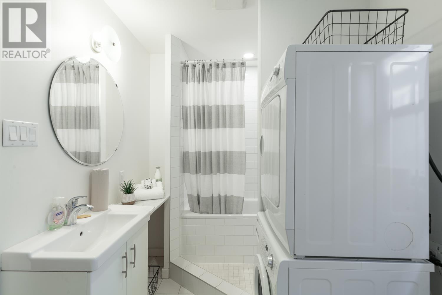 1717 Charles Street, Vancouver, British Columbia  V5L 2T6 - Photo 13 - R2812721
