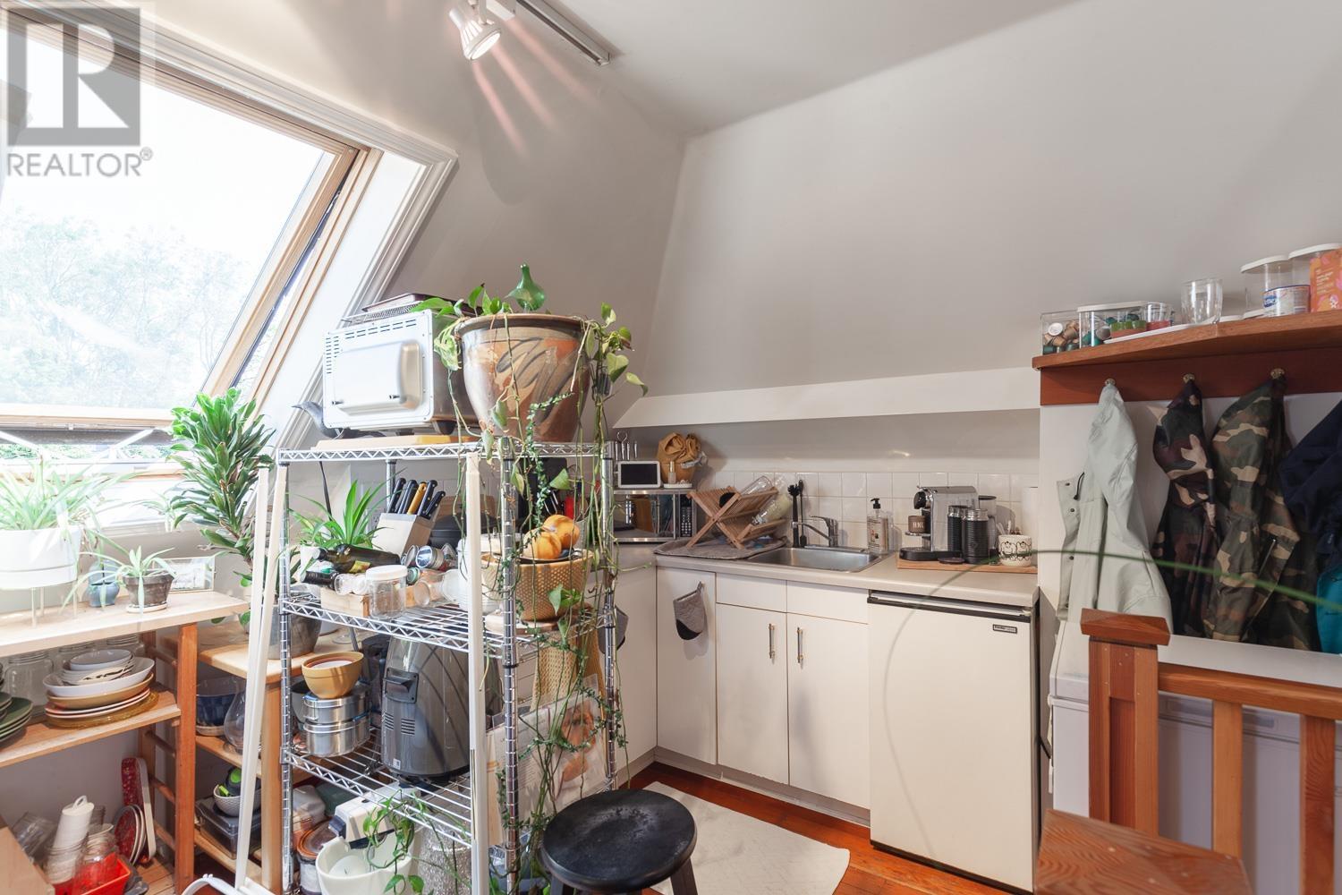 1717 Charles Street, Vancouver, British Columbia  V5L 2T6 - Photo 18 - R2812721