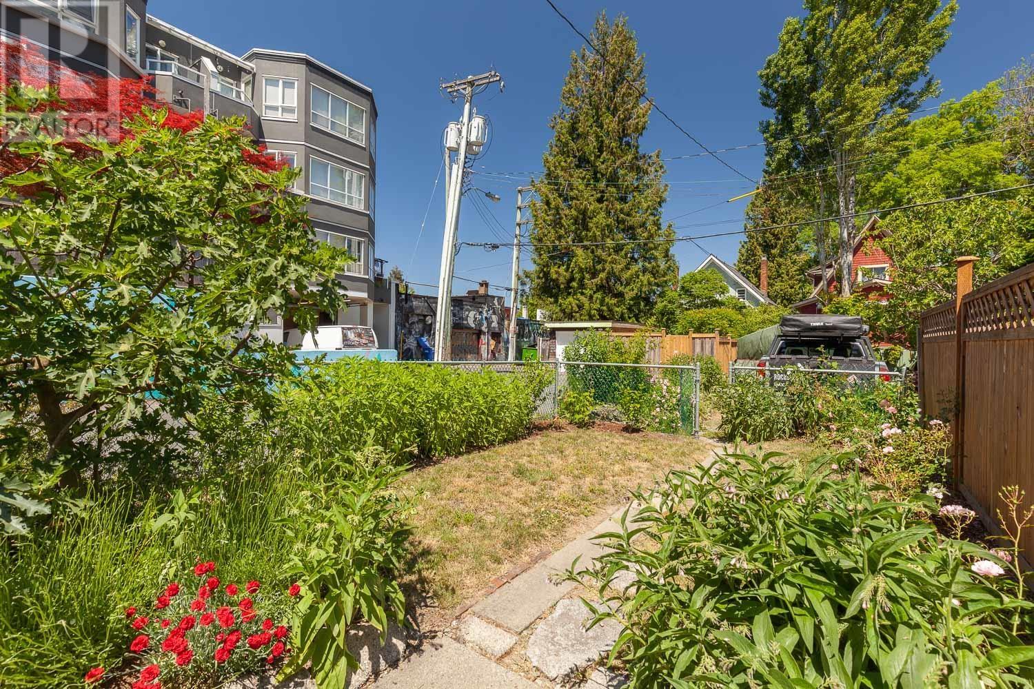 1717 Charles Street, Vancouver, British Columbia  V5L 2T6 - Photo 40 - R2812721