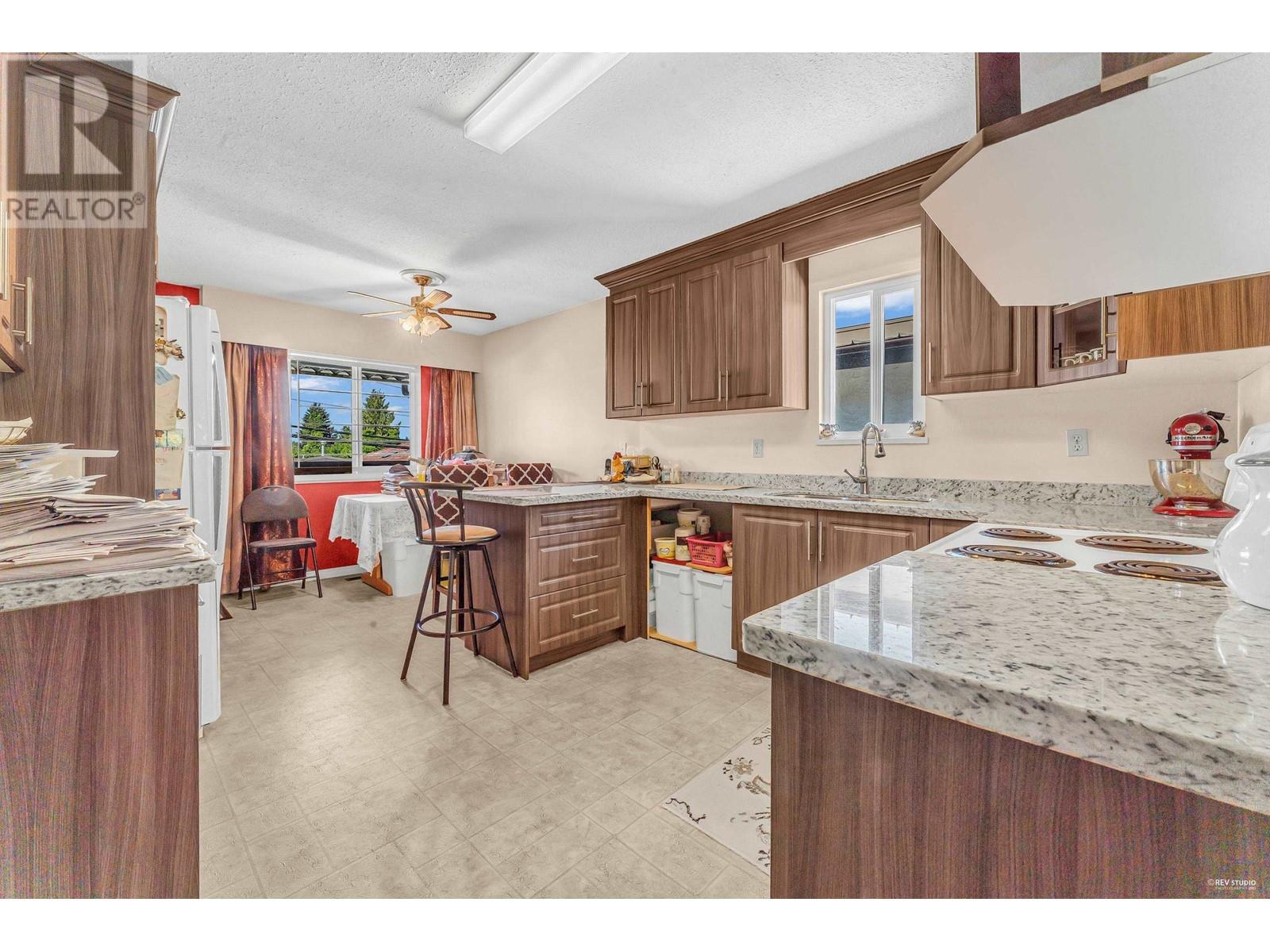 5463 Joyce Street, Vancouver, British Columbia  V5R 4H3 - Photo 16 - R2812727