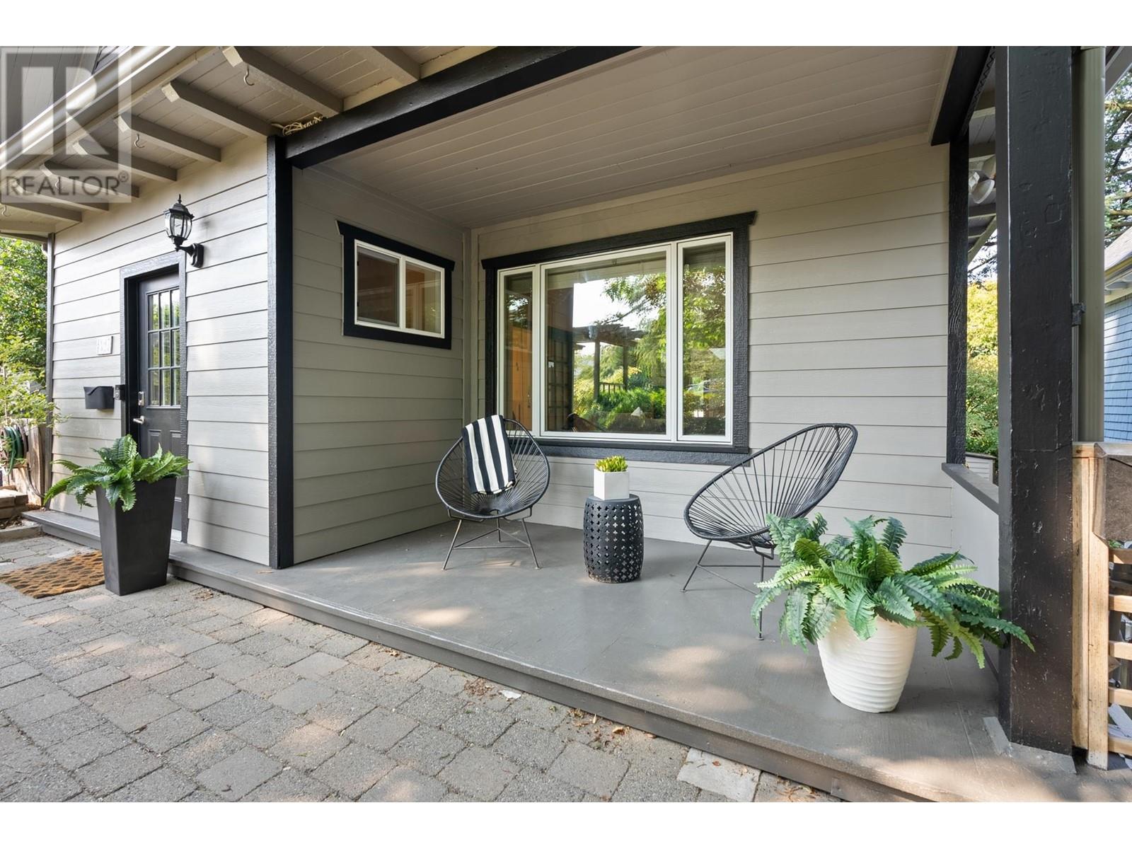 827 W 24TH AVENUE, vancouver, British Columbia