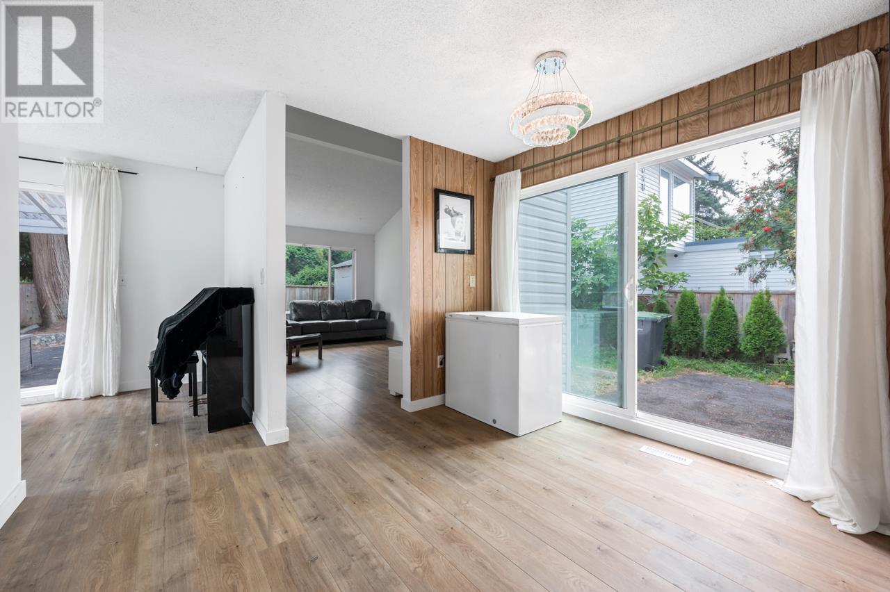 3020 Maplebrook Place, Coquitlam, British Columbia  V3C 4B1 - Photo 4 - R2812777