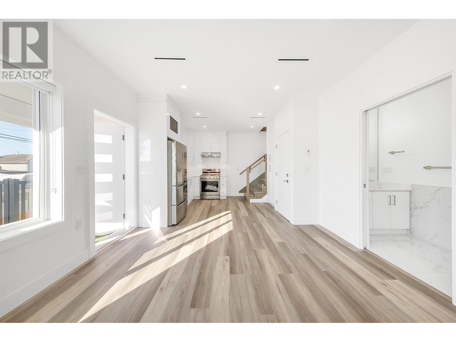 836 E 56th Avenue, Vancouver, British Columbia  V5X 1S2 - Photo 4 - R2812753