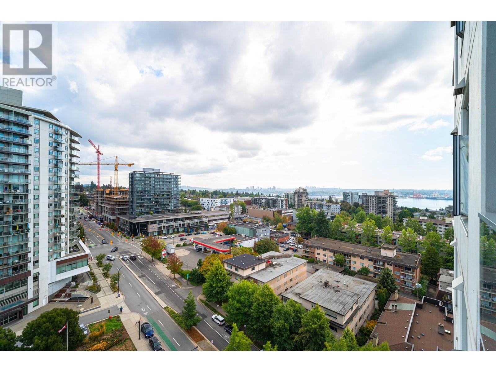 1503 158 W 13th Street, North Vancouver, British Columbia  V7M 0A7 - Photo 3 - R2811823