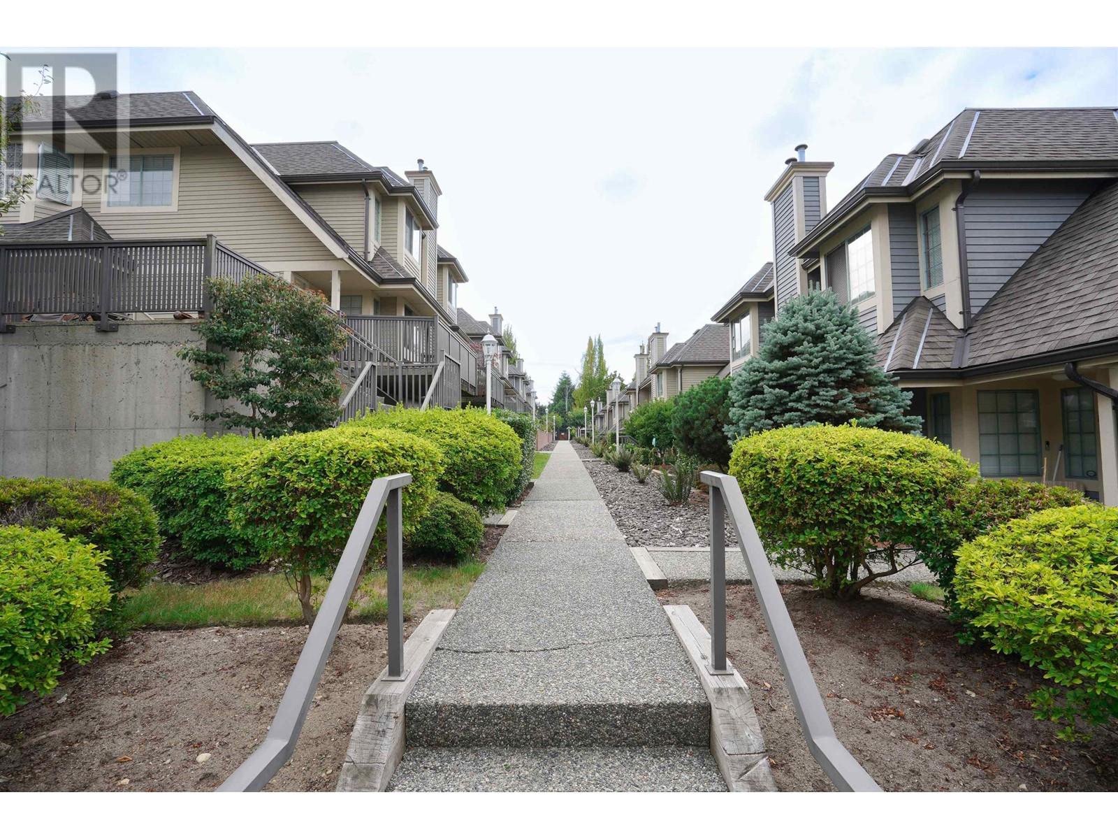 12 355 Duthie Avenue, Burnaby, British Columbia  V5A 2P3 - Photo 2 - R2811293