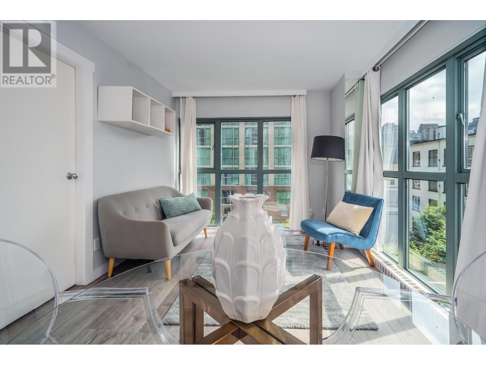 407 1188 Howe Street, Vancouver, British Columbia  V6Z 2S8 - Photo 3 - R2812775