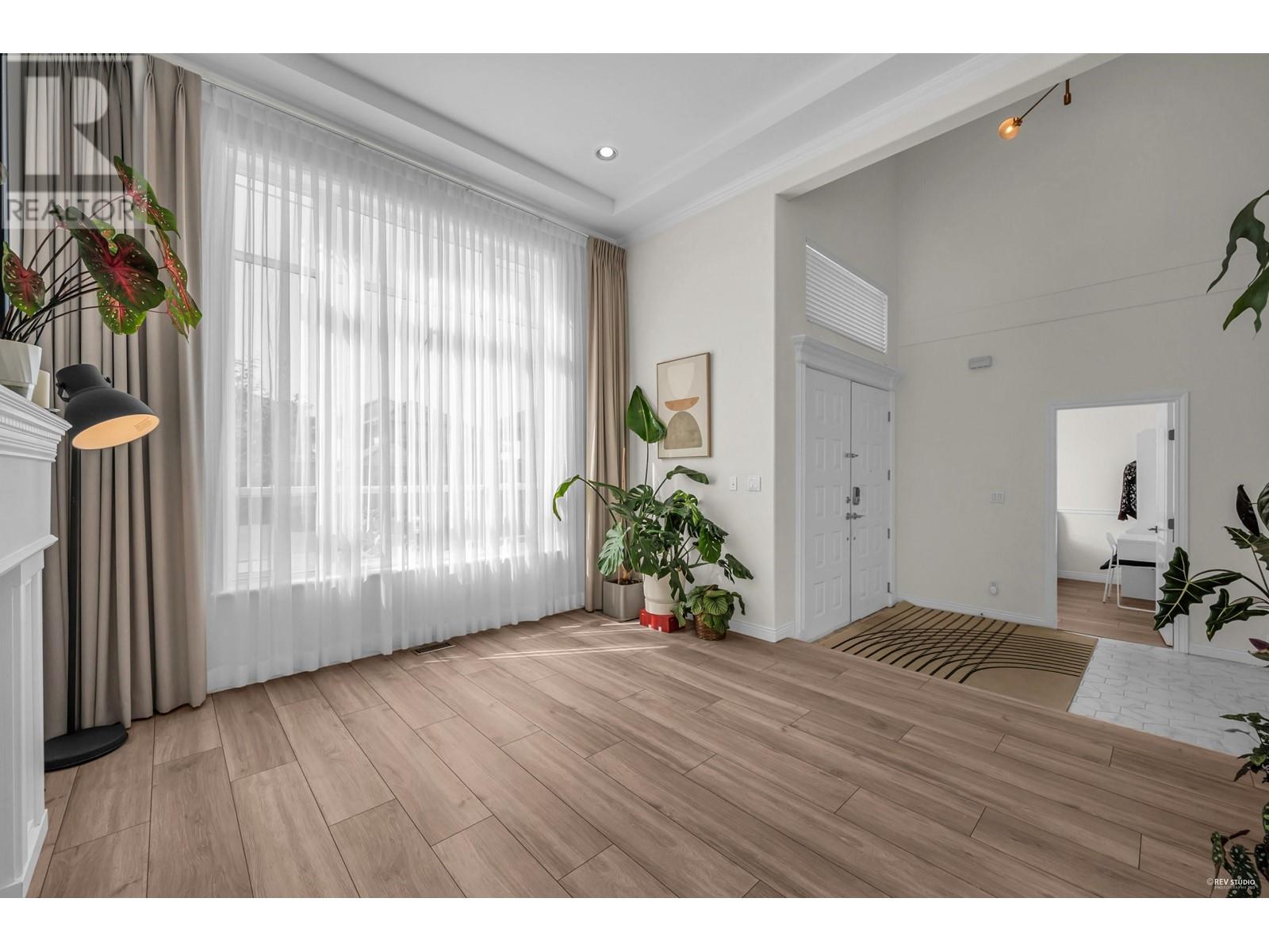 2508 Congo Crescent, Port Coquitlam, British Columbia  V3B 7Y6 - Photo 3 - R2812880
