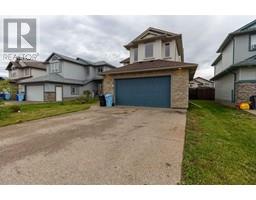 172 Mountain Avens Crescent Timberlea, Fort McMurray, Ca