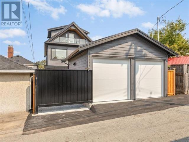 2042 Mannering Avenue, Vancouver, British Columbia  V5N 3C3 - Photo 9 - R2811251